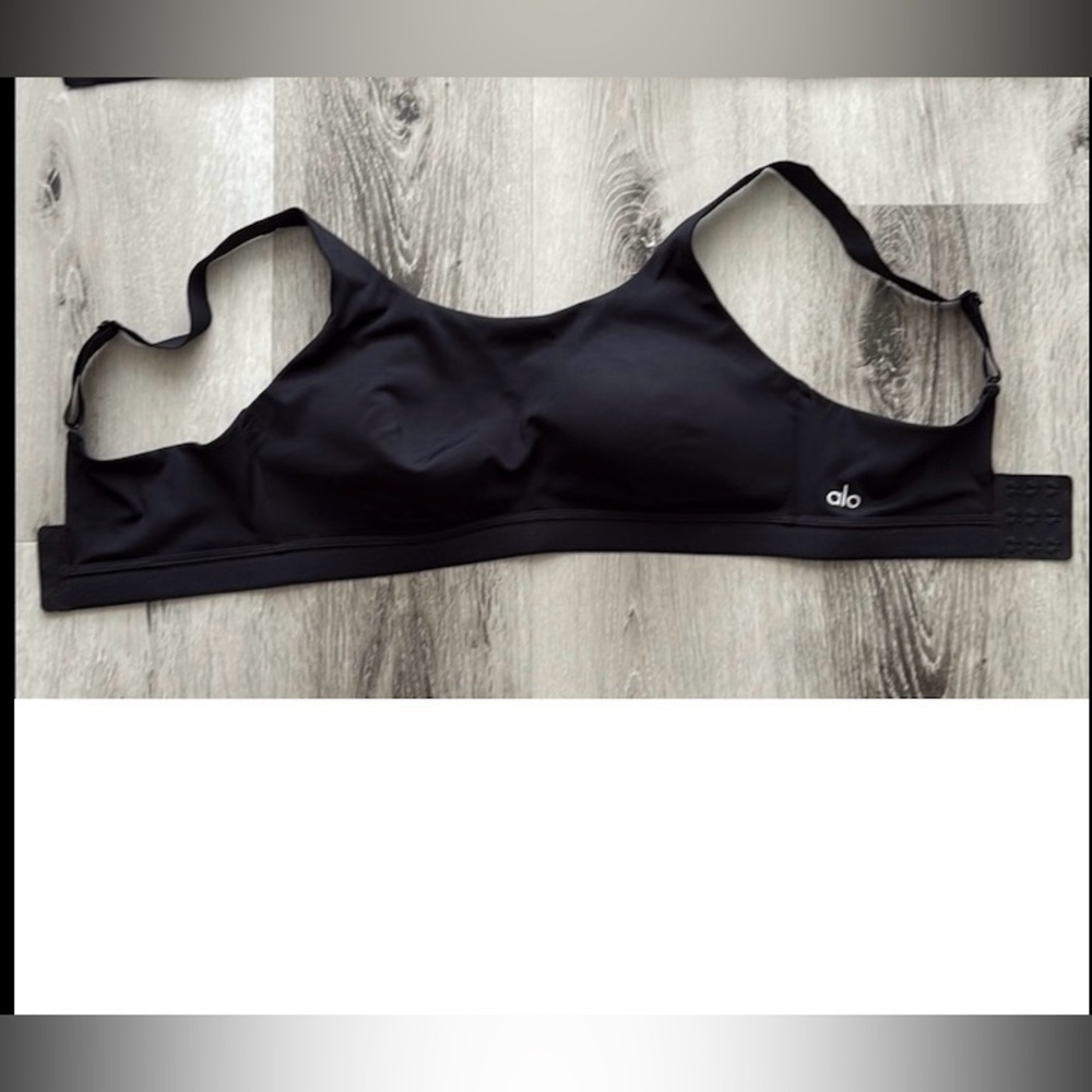 ALO Yoga Black Sports Bra Intimates & Sleepwear
